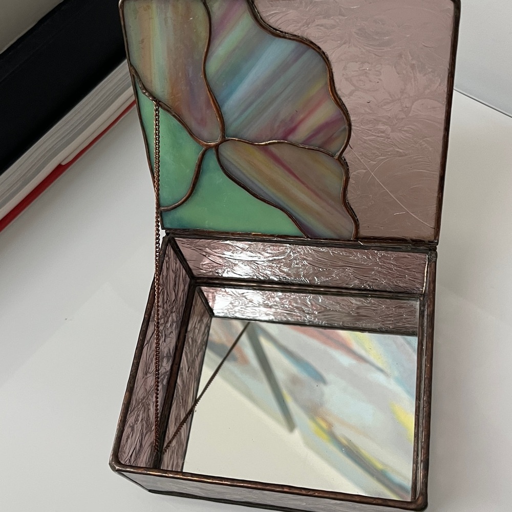Vintage Stained Glass Floral Trinket Jewelry Box with Mirror - Picture 12 of 13